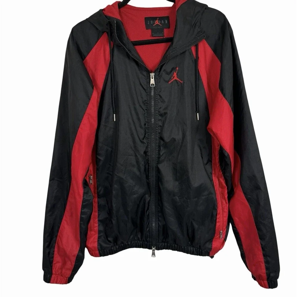 Air Jordan Flight Essential Woven Nylon Jacket DJ9828-010 Medium